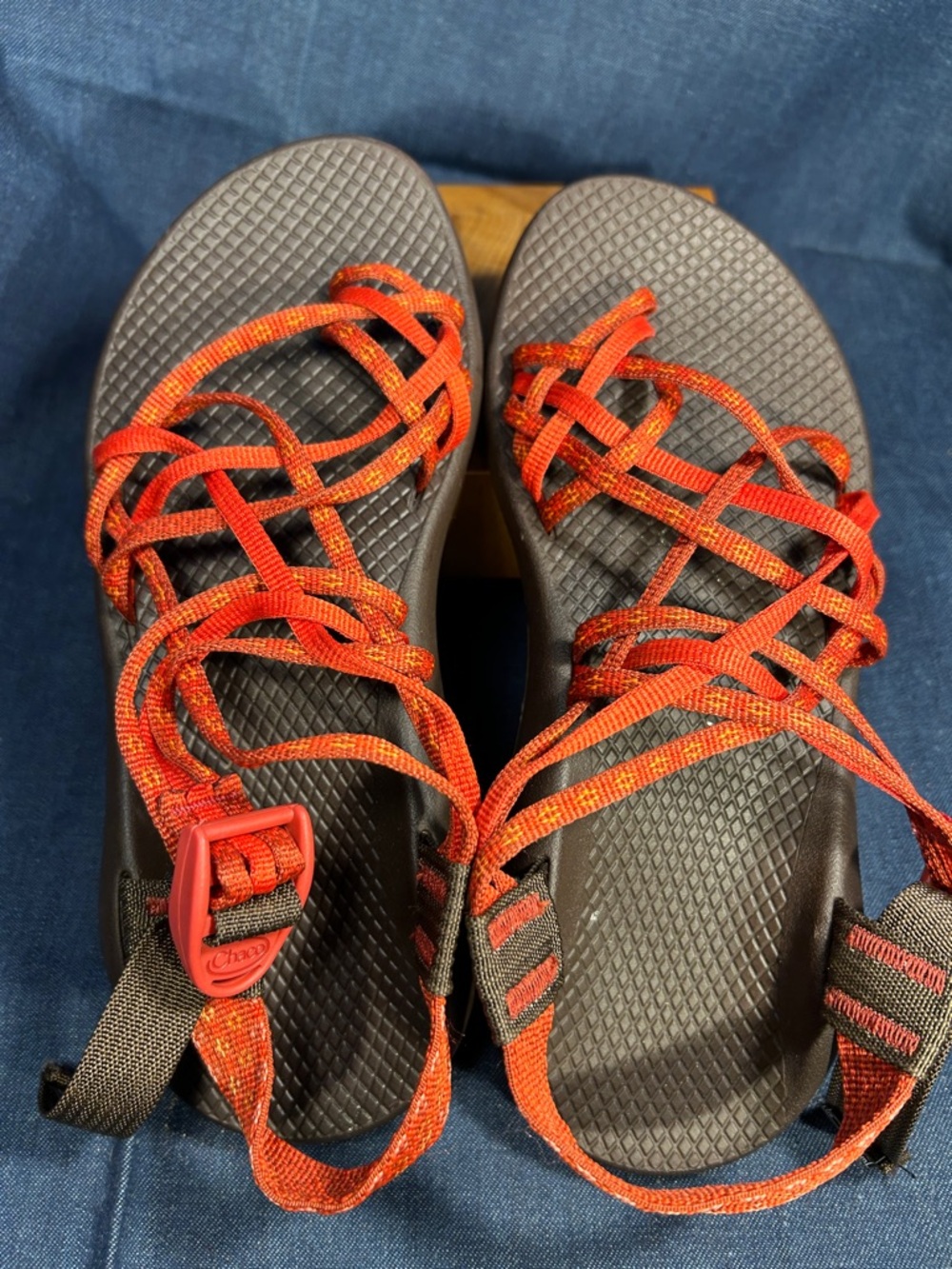 Chaco almost NEW ZX/2 waterproof sandals - Picture 2 of 9